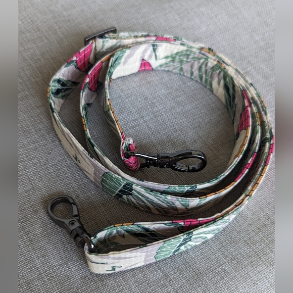 Lug Ranger Crossbody Bag in Lily Sand - Picture 4 of 7